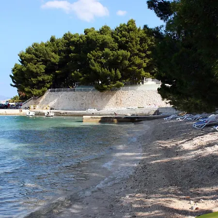 Apartman With Parking Space - 25390 Makarska