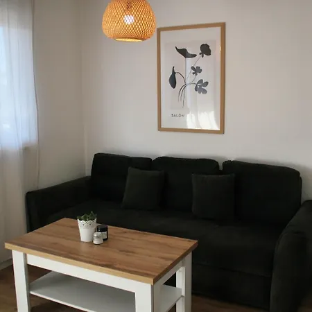 With Parking Space - 25390 Makarska