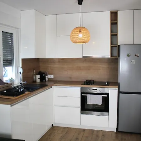 With Parking Space - 25390 Apartman *