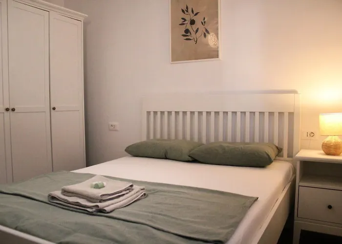 With Parking Space - 25390 Apartman Makarska