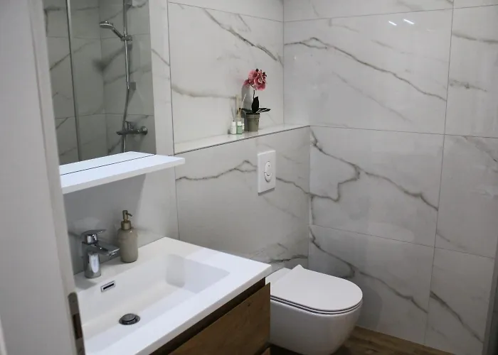 Apartment With Parking Space - 25390 Makarska